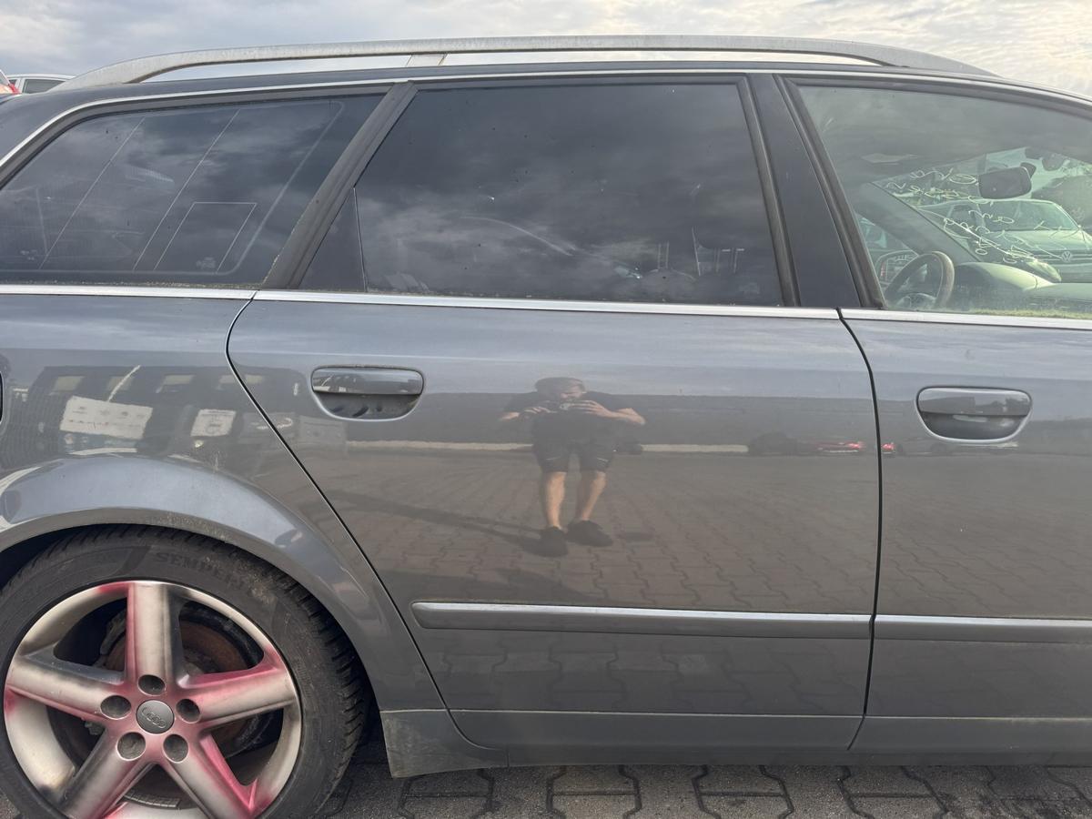 Audi A4 8E original T&uuml;r hinten rechts LX7Z Delfingrau Metallic Kombi Rohbau Bj.2002